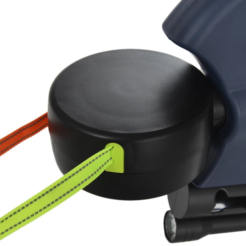 3 - in - 1 Double Head Dog Leash with Flashlight & Poop Bag Dispenser - Trendora.es